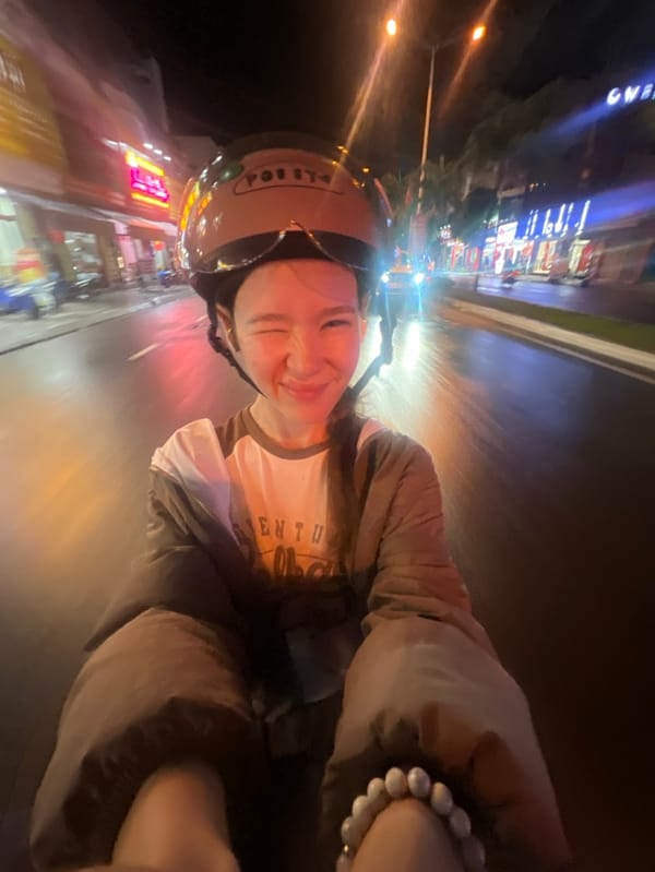 Tourist explores Nha Trang shops, captures cultural artifacts and nighttime scenes