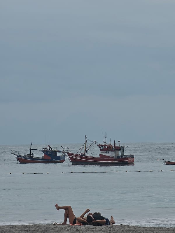 Calm coastal evening observed in Iquique, Chile