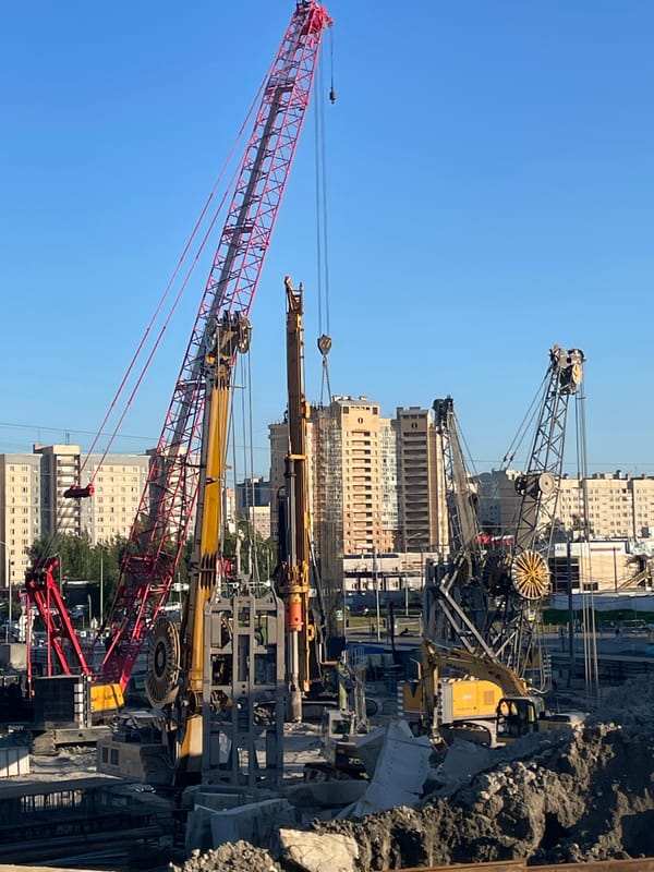 New residential construction underway in Saint Petersburg, summer 2026