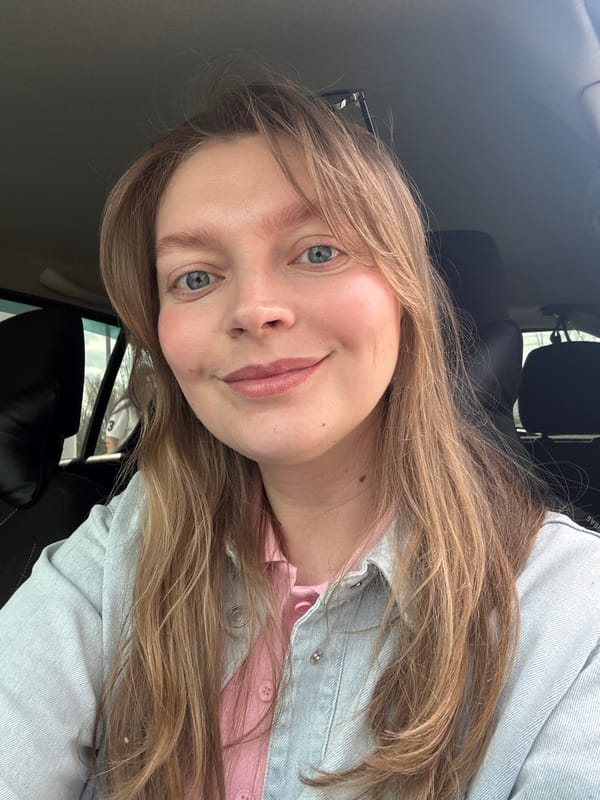 Traffic stoppage involving truck and car on Russian highway