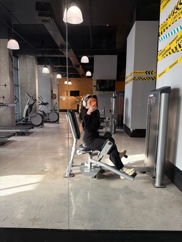 Two people photographed in Tel Aviv elevator