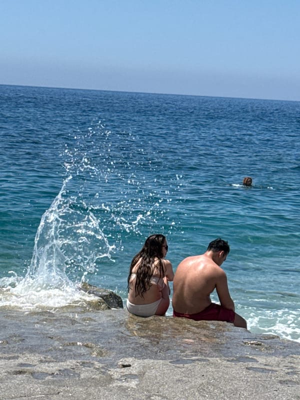 Beach scenes and everyday moments captured across morning timespan