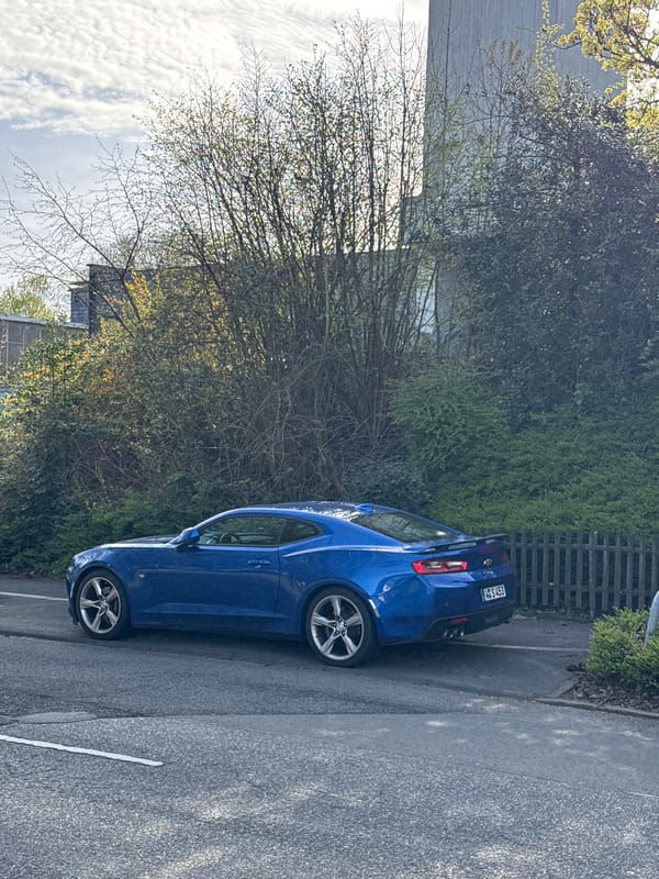 Blue Camaro spotted parked on Wuppertal roadside