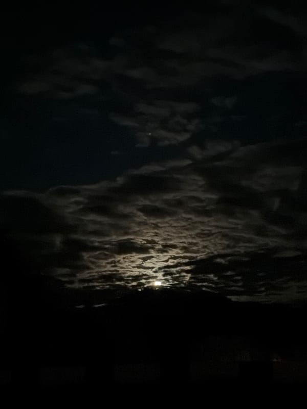 Nighttime scenes documented in Слизнево, Russia