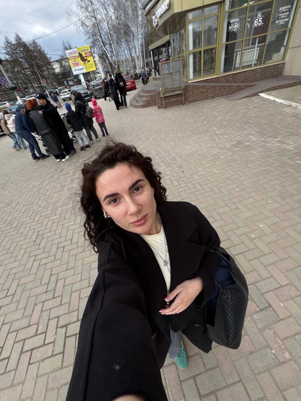 Woman documents daily moments across Chaikovsky, Russia locations