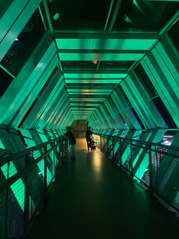 Night visits to Banjarbaru Skatepark's illuminated pedestrian bridge