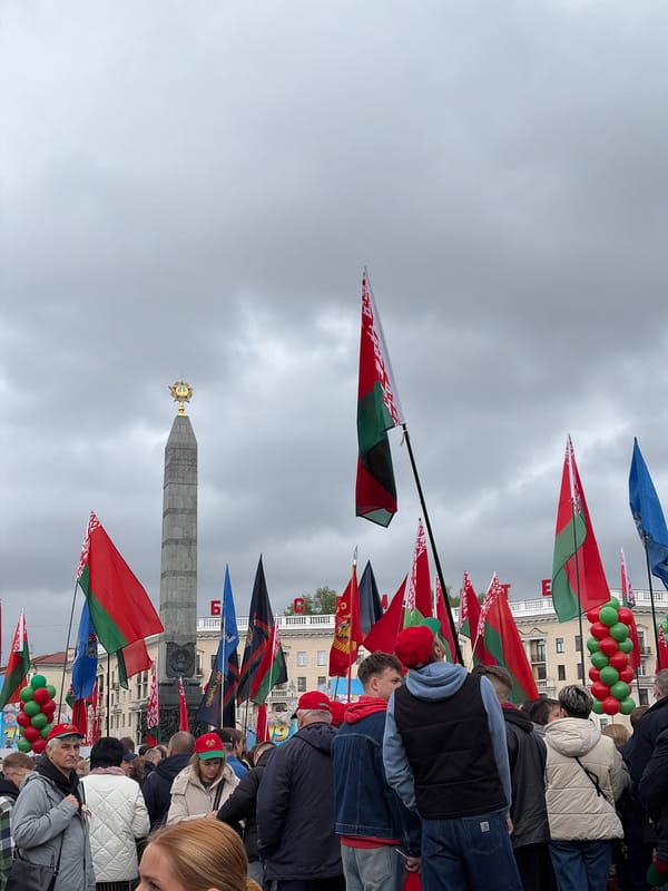 Victory Day commemoration draws crowds to Minsk's Victory Square