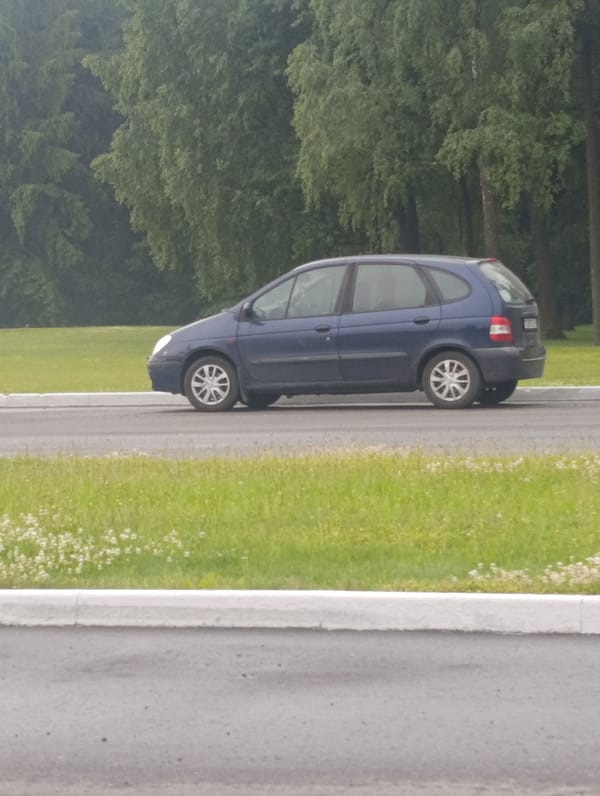 Street scenes and road work in Fanipal, Belarus