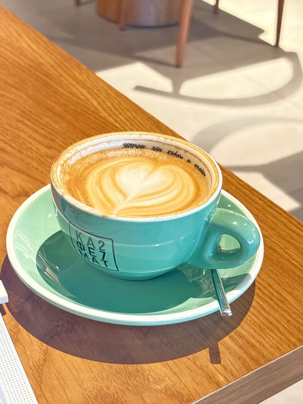 Morning coffee and portrait session documented in Kragujevac