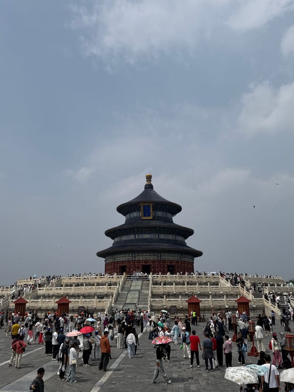 Early morning scenes documented at Beijing's Temple of Heaven