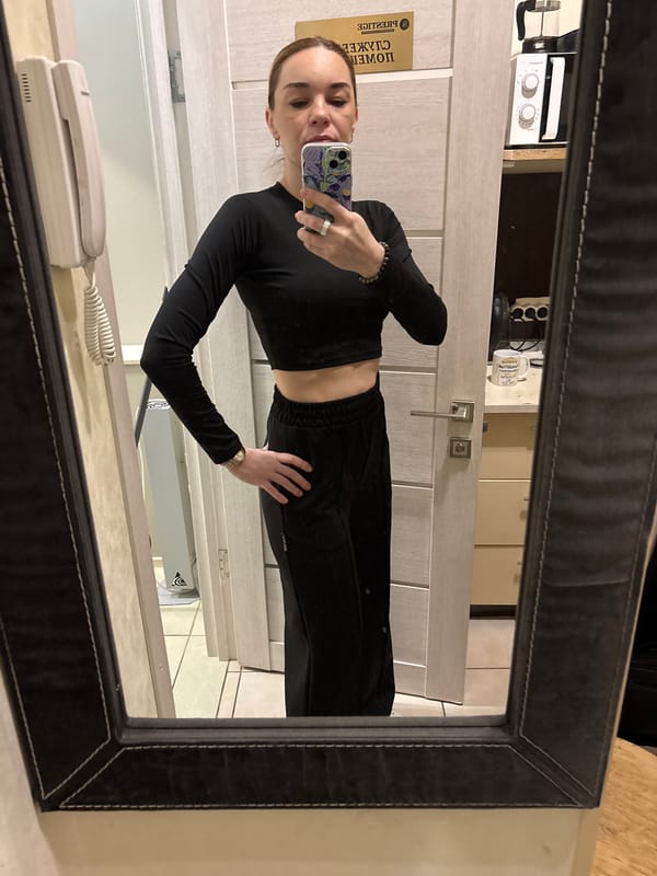 Woman photographed twice in morning hours at unknown location