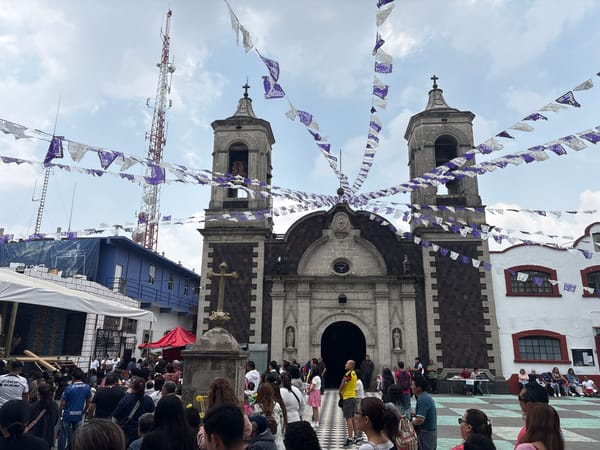 Outdoor Catholic Mass held in decorated Mexico City plaza