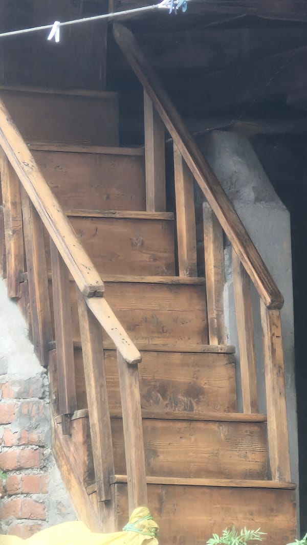 A full morning across Vashisht's temples, trails, and hangout spots