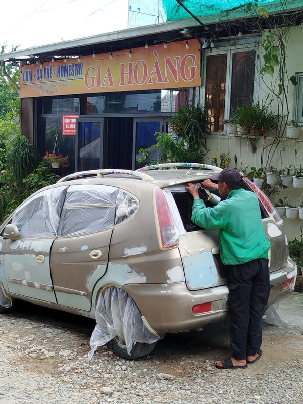 Morning scenes documented across Da Lat resort city