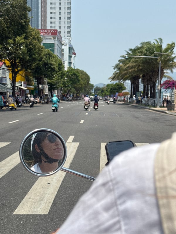 Morning scenes of daily life in Đà Nẵng, Vietnam