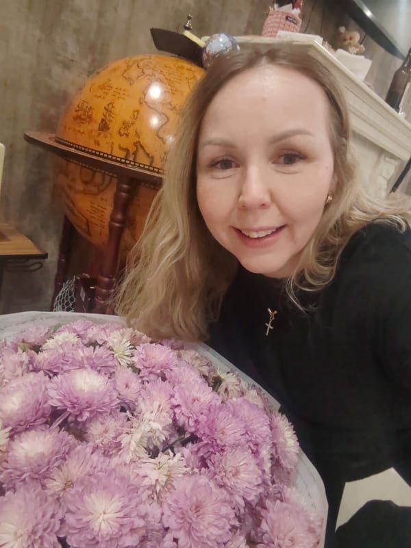 Family moments and pets photographed in Chaikovsky, Russia