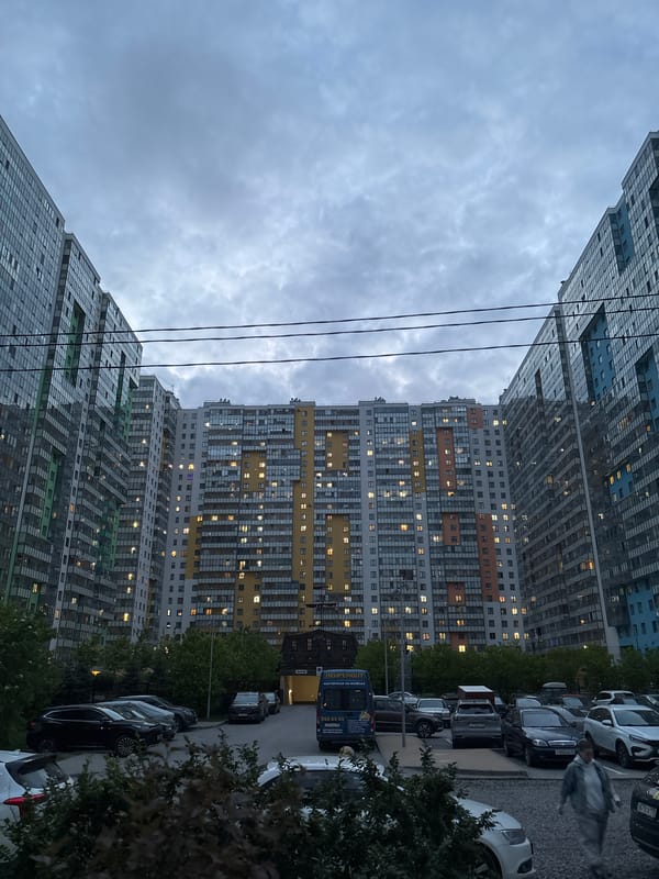 Overcast evening observed in Saint Petersburg residential district
