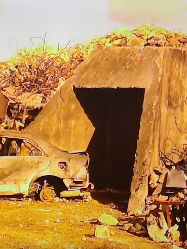 Everyday life and war damage, coexisting in Donetsk