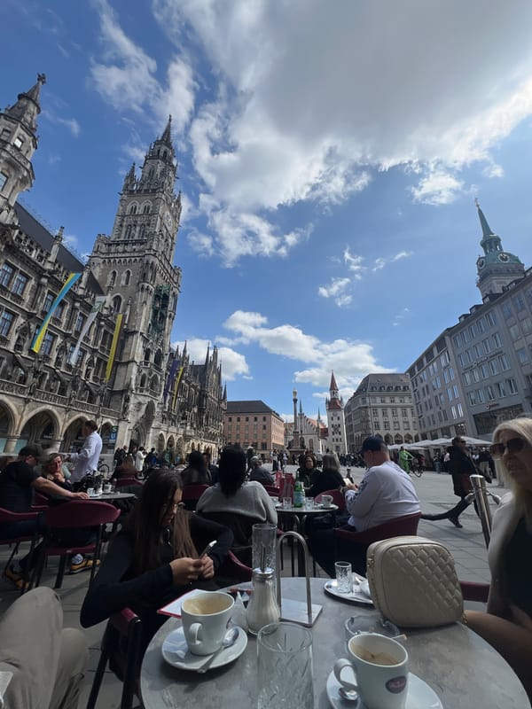 Clear skies over Munich's Marienplatz captured by witness
