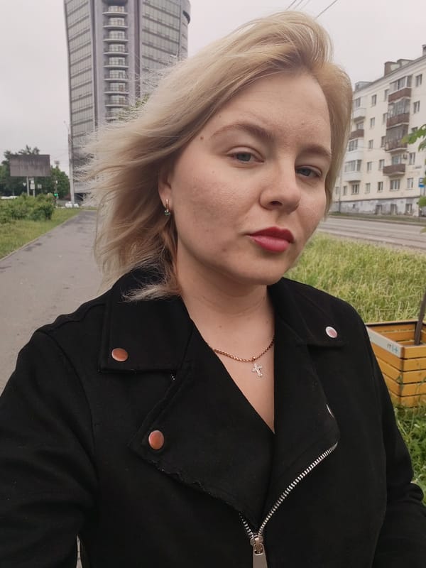 Early morning life captured across Izhevsk, Russia