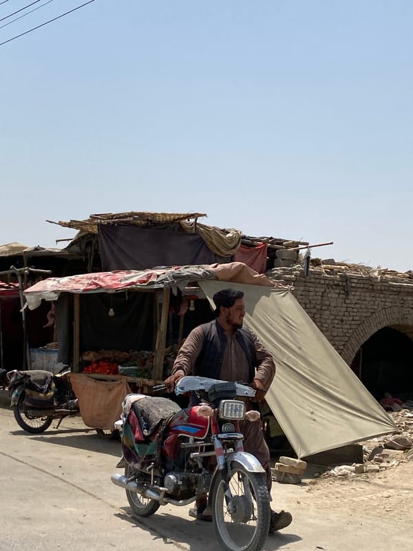 A Kandahar street market in full morning swing