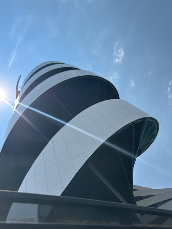 Stadium architecture documented at Estadio Cuauhtémoc in Mexico