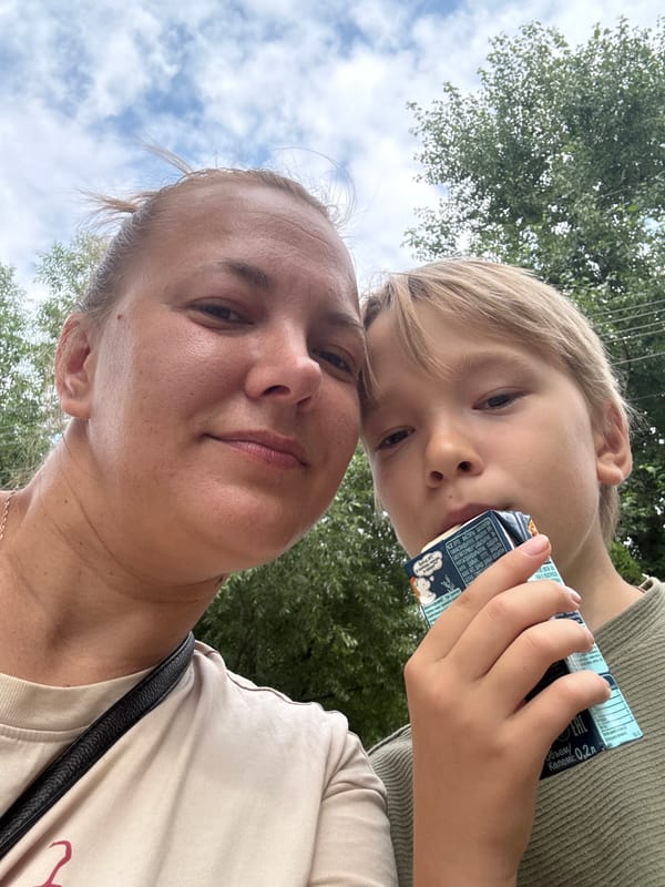 Ducks and a lakeside selfie in Dmitrov on a grey morning
