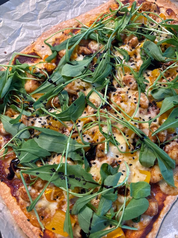 Pizza with chicken and peppers photographed in Zheleznogorsk