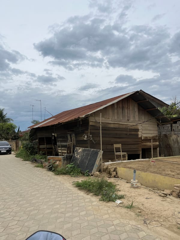 Street-level ride through Benuaraja captures everyday town infrastructure