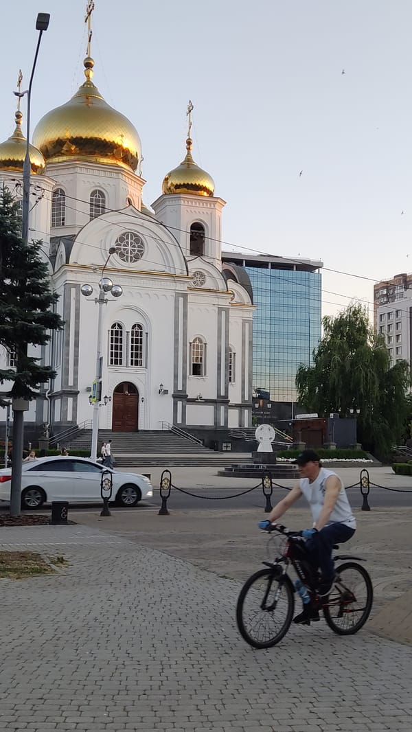 Krasnodar's historic center: cathedrals, monuments, and street life