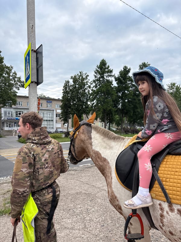 Family outing includes horseback riding and park visits