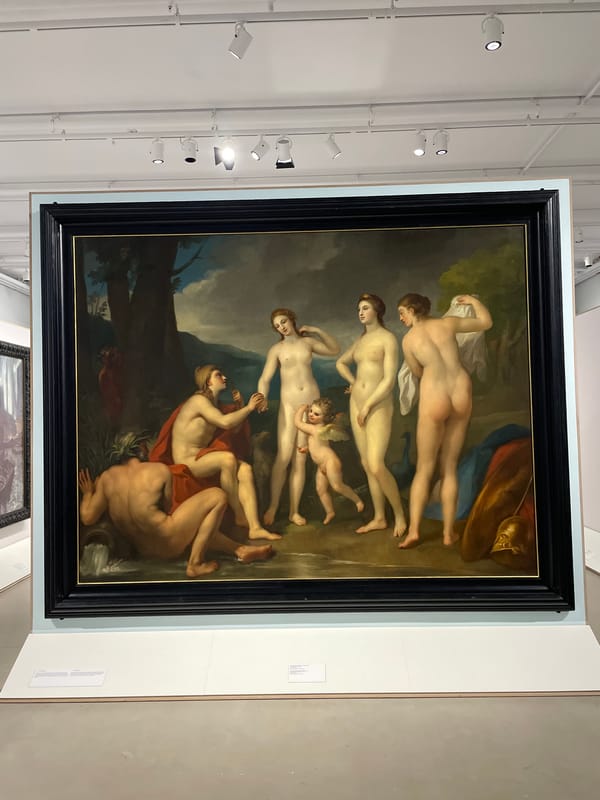 Art exhibition featuring paintings and photography in Moscow gallery