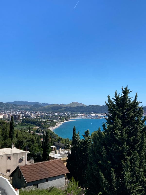 Clear day documented in coastal Šušanj, Montenegro