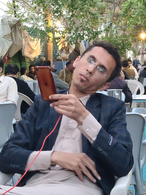 Cucumber vendors spotted with cart in Quetta, Pakistan