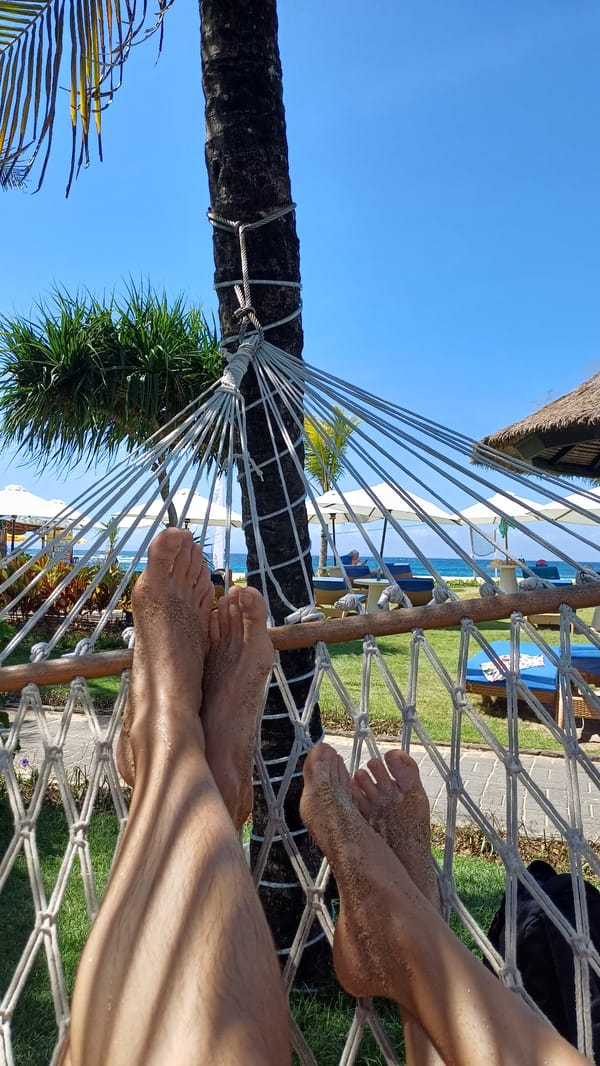 Hammock relaxation moment captured in Kuta Selatan, Indonesia
