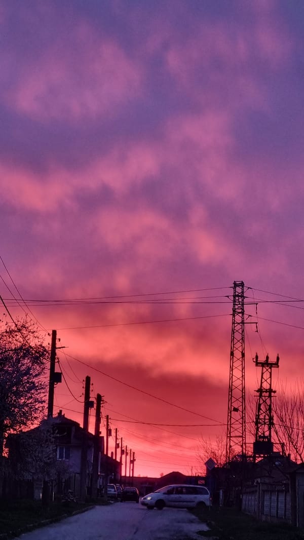 Sunset documented along street in Pchelnik, Bulgaria