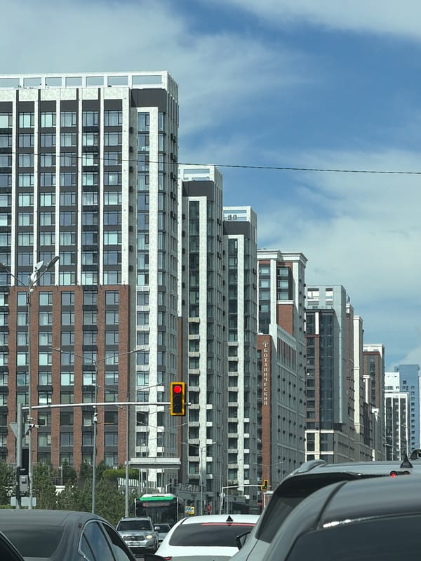 Street-level look at Astana's modern urban fabric