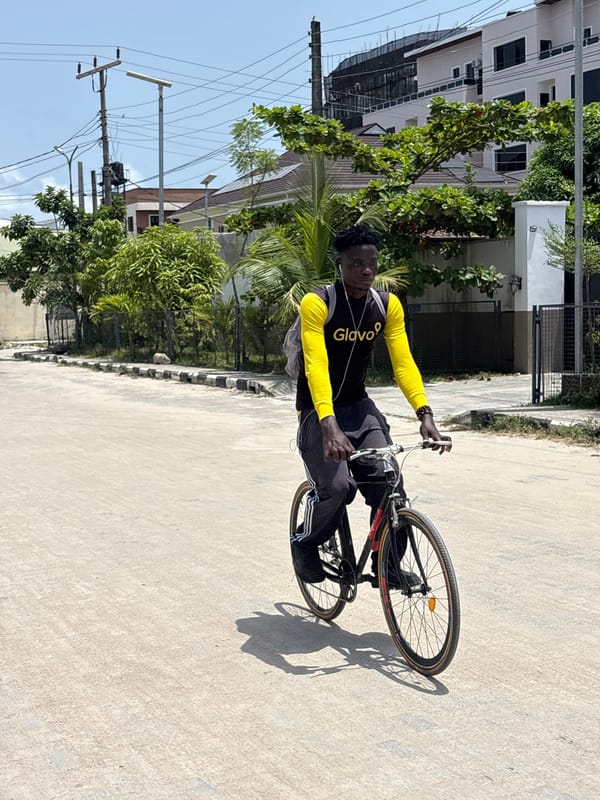 Daily life documented in Igboefon: vendors, construction, utility work