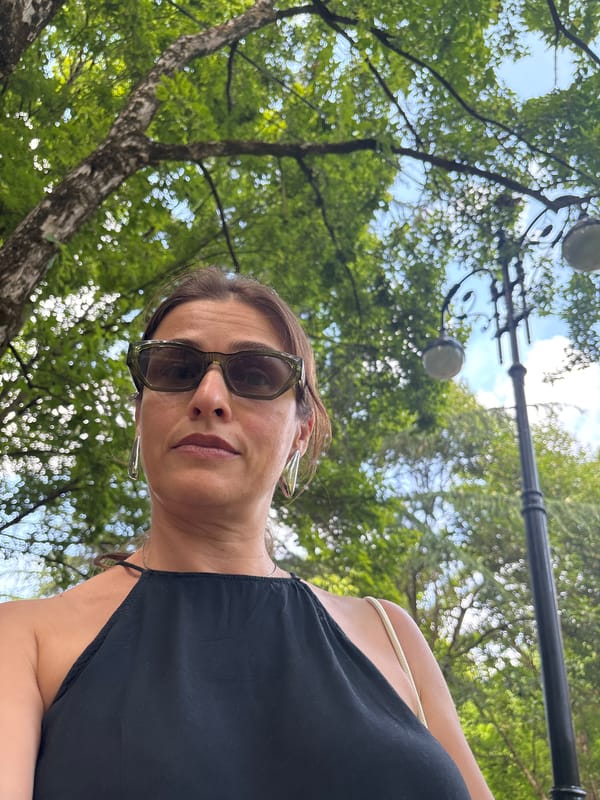 Summer morning in Sochi: kids' outing, park selfies, street music