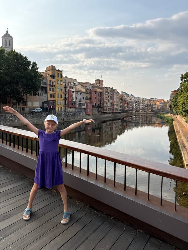 Morning stroll through Girona's riverside and cathedral quarter