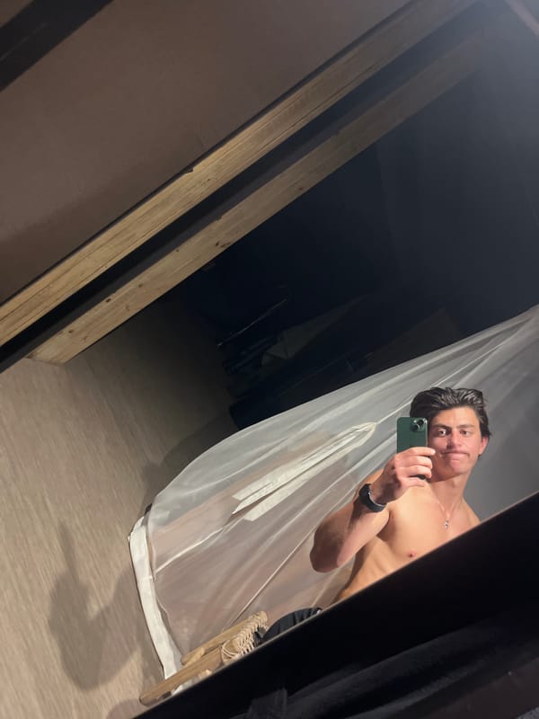 Man documents selfies and indoor spaces in Nwanaeanoka, Botswana