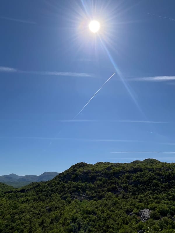 Clear skies and mountain views captured in Gornja Brova