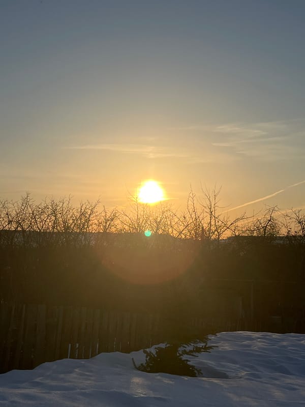 Winter Sunset Scenes Documented in Rural Russian Village