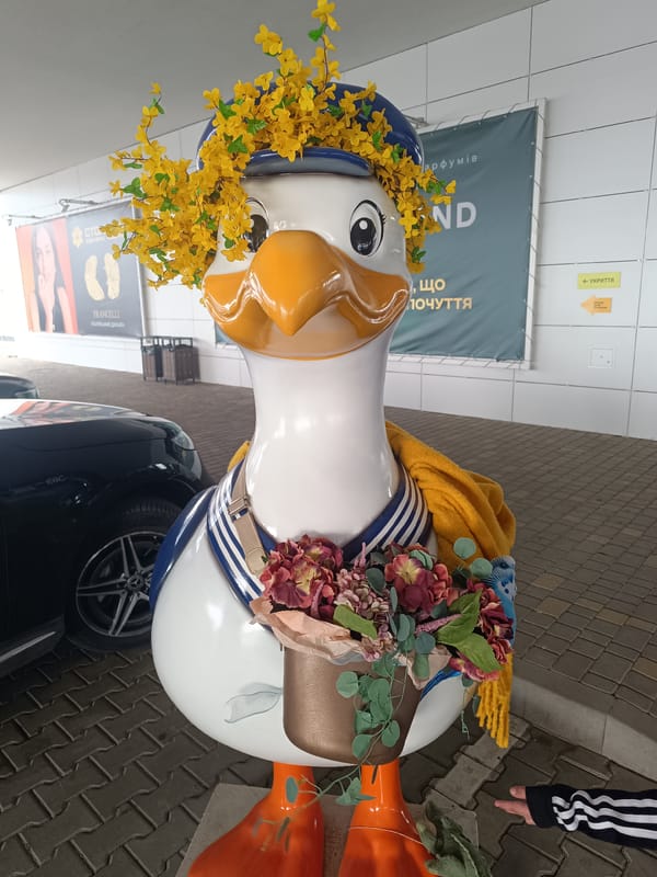 Large sailor duck statue spotted at commercial entrance