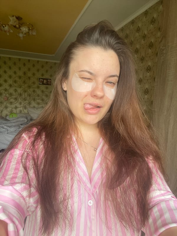 Pajama morning selfies, a cat, and Poltava rooftops