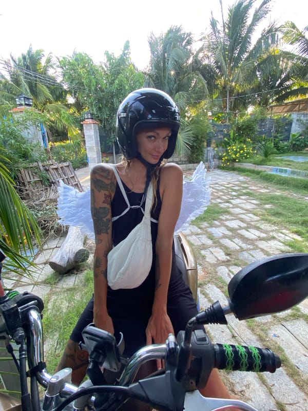 Angel wings and a scooter: a styled shoot in Mũi Né