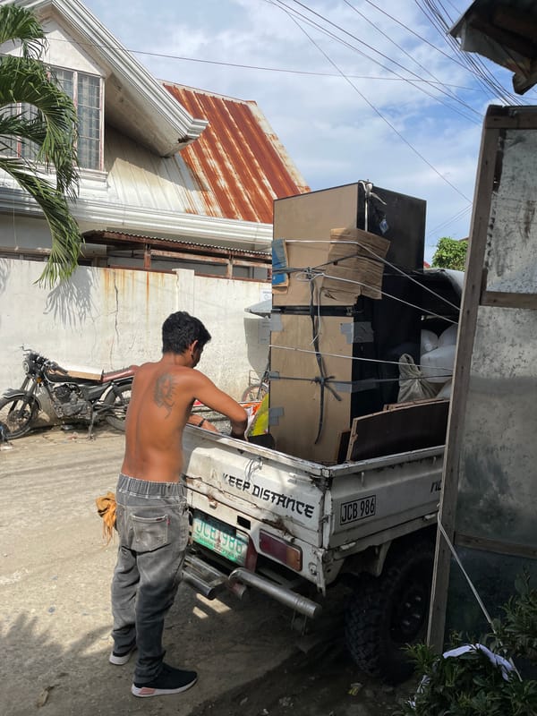 Morning Life Scenes Documented Across Davao City Neighborhoods