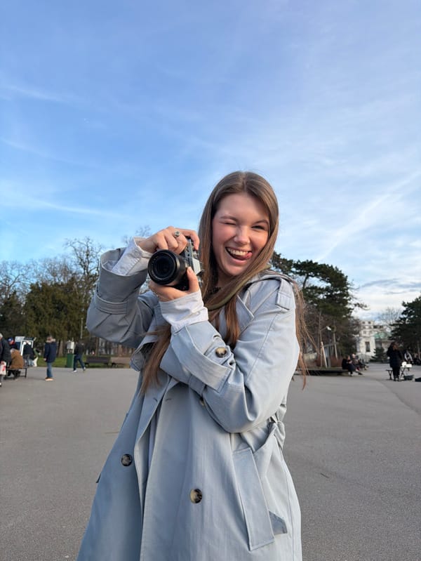 Ordinary Thursday afternoon moments captured across central Belgrade