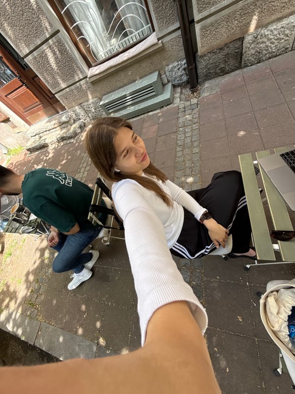 Morning scenes captured across central Belgrade cafe district
