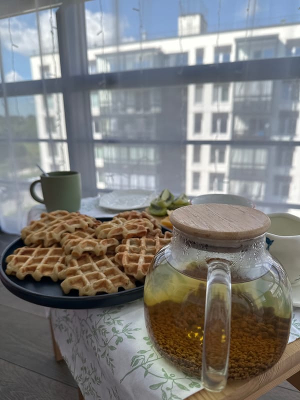 Waffles, tea, and a construction site on a Vsevolozhsk morning
